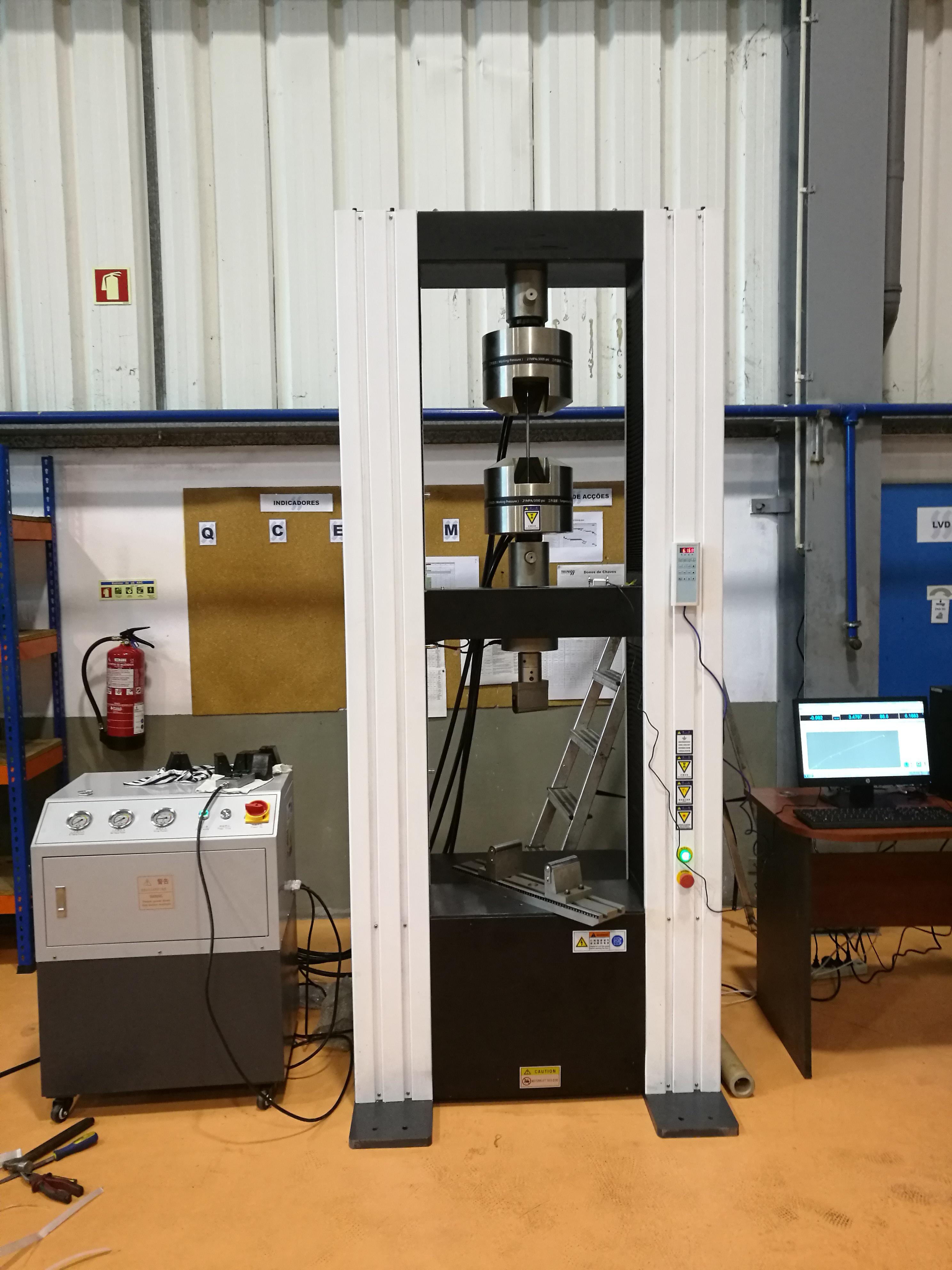 人工髖關(guān)節(jié)股骨頭股骨頸植入物的耐久性和疲勞試驗