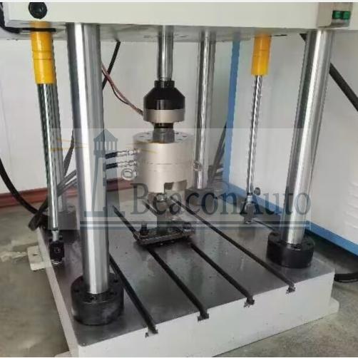 骨質(zhì)牙植入物動態(tài)疲勞試驗(yàn)機(jī)