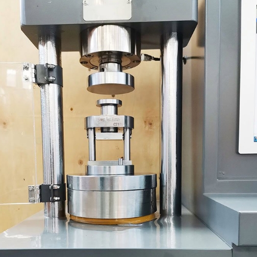 1704682829372651.png 8微機(jī)控制恒應(yīng)力抗壓抗折試驗機(jī)1.png